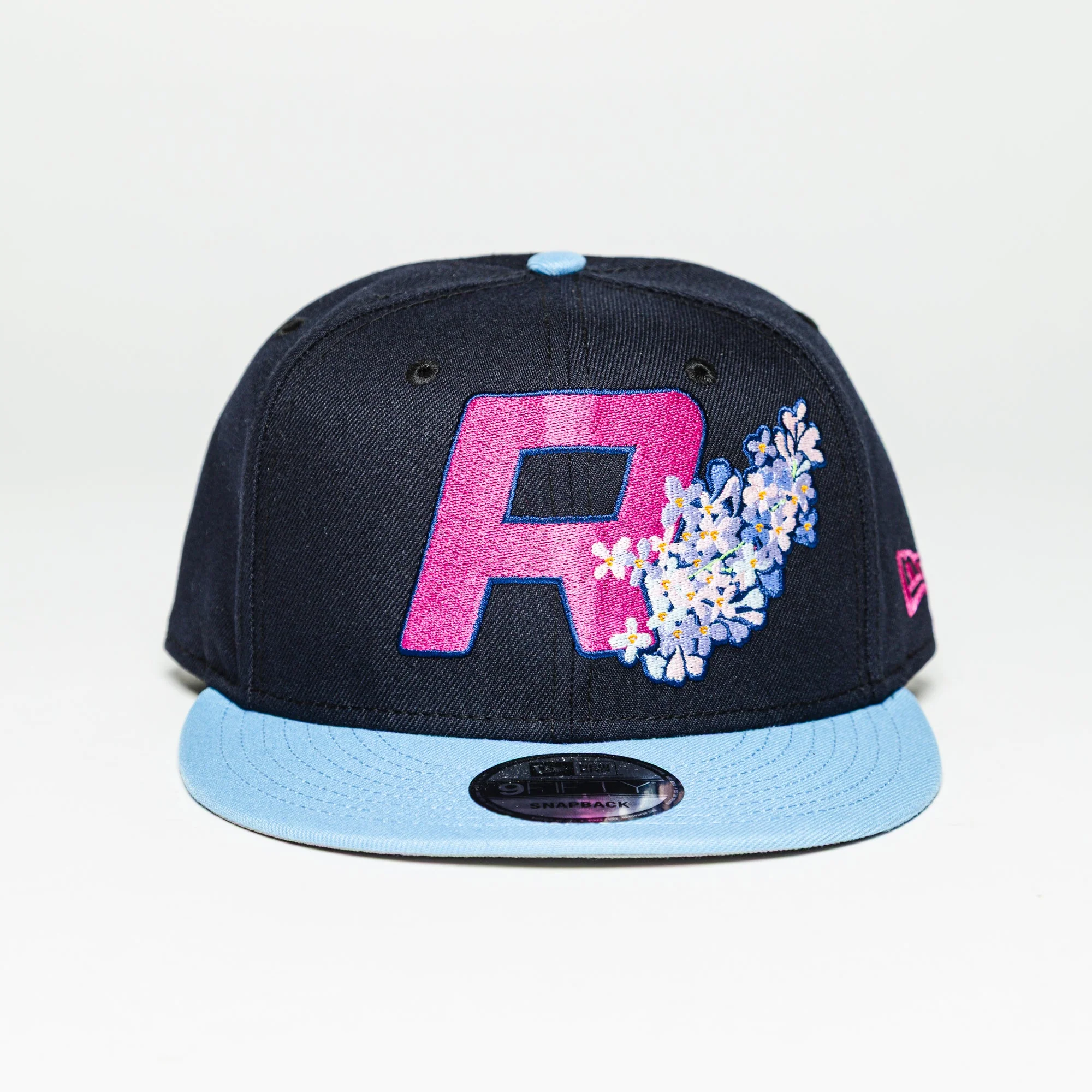 New Era 9FIFTY Lilac Navy Sky Cap