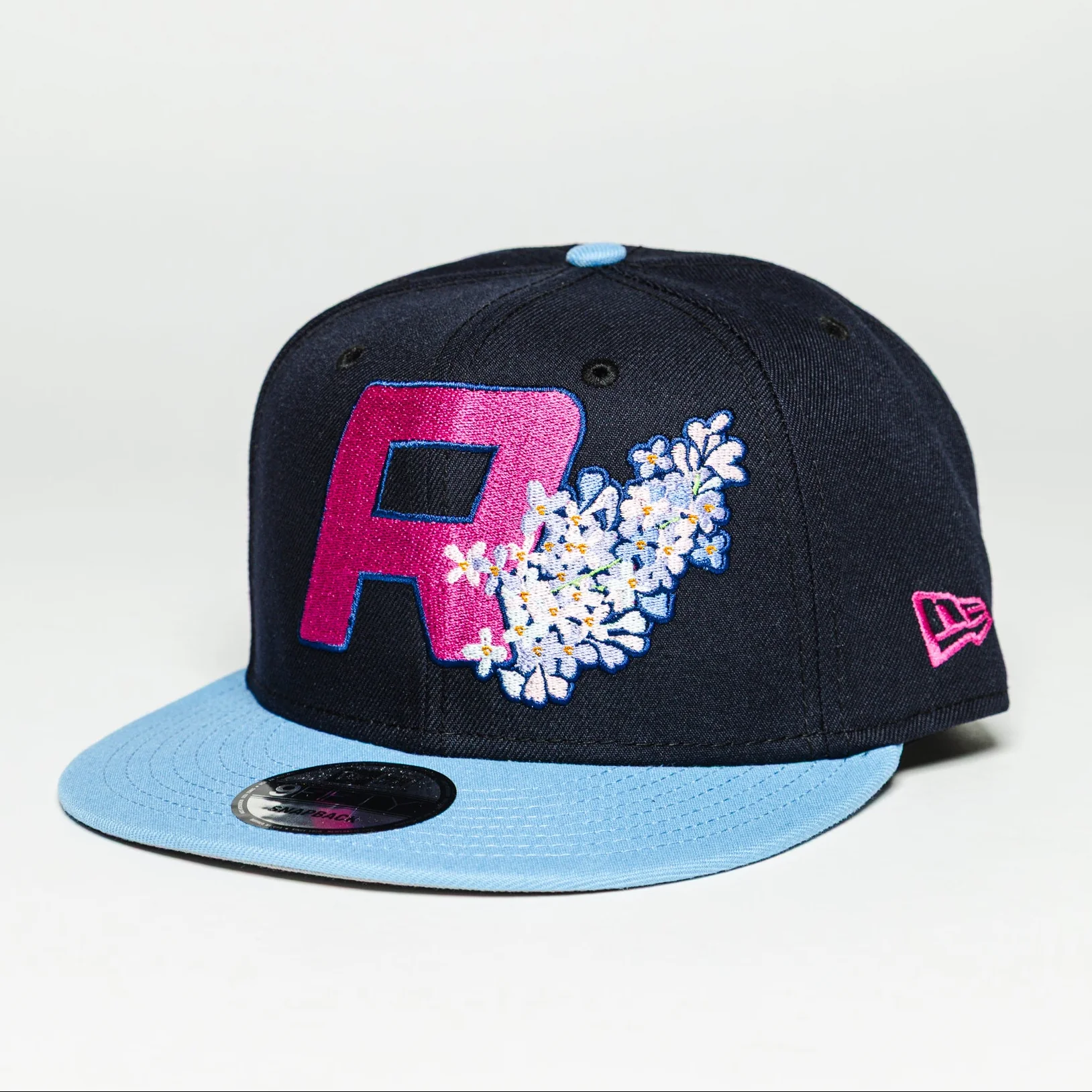 New Era 9FIFTY Lilac Navy Sky Cap - Image 2