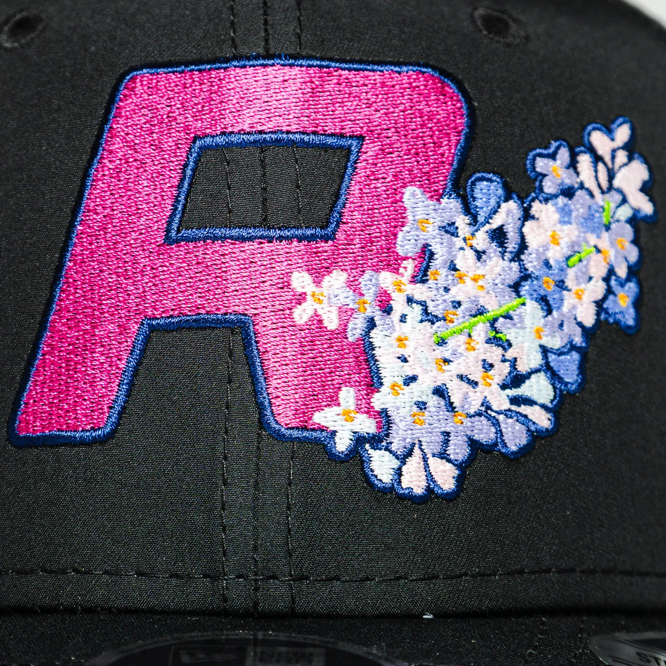 New Era 9SEVENTY Lilac Black Stretch Snapback - Image 4